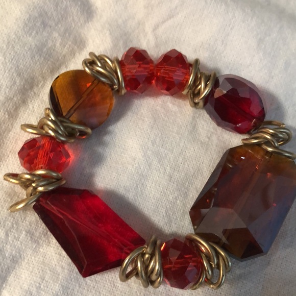 Gorgeous Cache bracelet - Picture 2 of 3